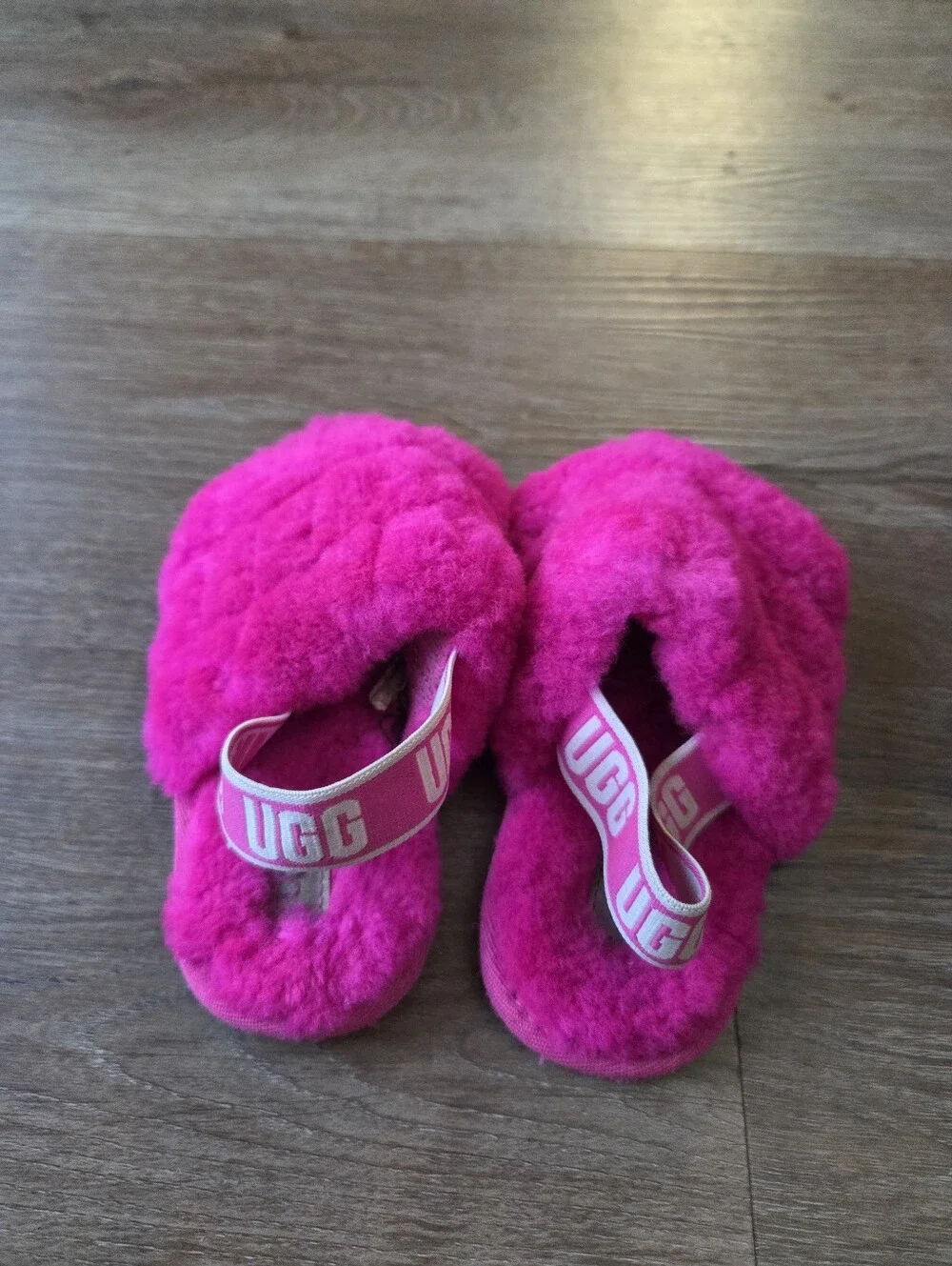 Ugg Girls Toddler Baby Fuzzy Hot Pink Slide Slippers size 9